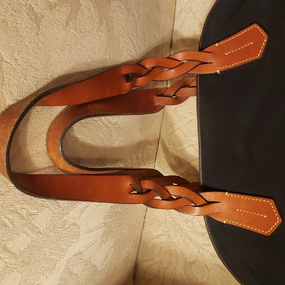 Dooney & Bourke canvas bag ..black. great condition! - Picture 5 of 10